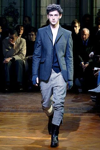 Look 10